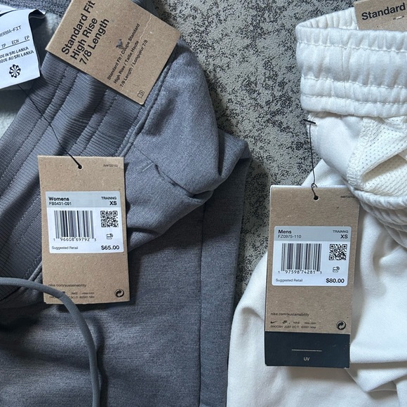 Nike Kids Joggers in Gray and White – Twin Pack - Picture 2 of 2